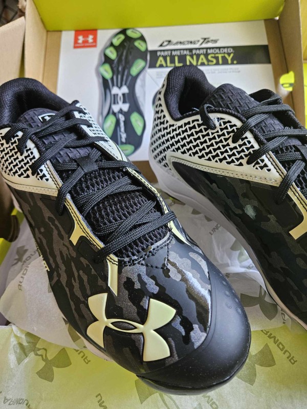 Męskie Buty Baseballowe Under Armour  Deception Low DT