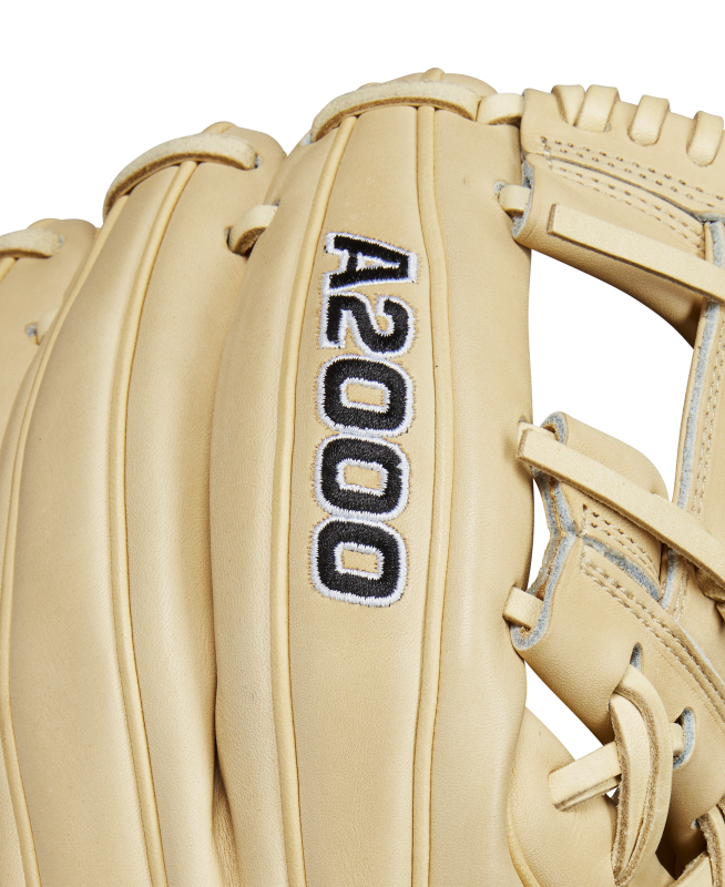 WBW102072 Wilson A2000 1786 11.5 inch Infield Baseball Glove (Classics Series)