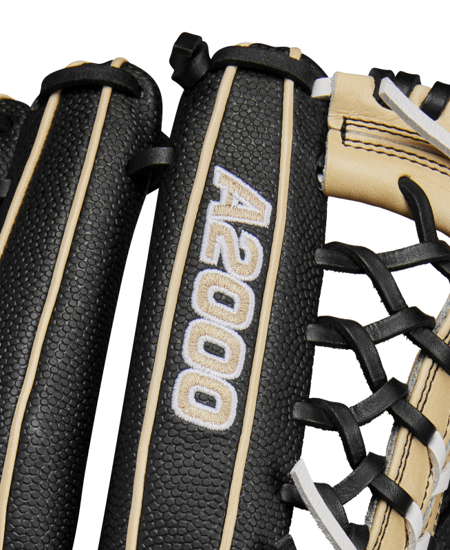 WBW102679 Fastpitch Classics Series Wilson A2000 T125SS 12.5 inch Outfield Fastpitch Glove
