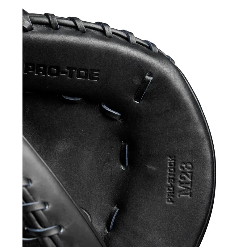 WBW102092335 Wilson A2000 M23 33.5 inch Black Baseball Catcher’s Mitt