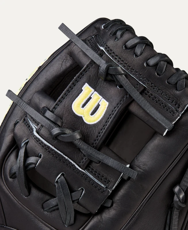 Rękawica baseballowa Wilson A2000 1788 11.25" Infield (Classics Series)
