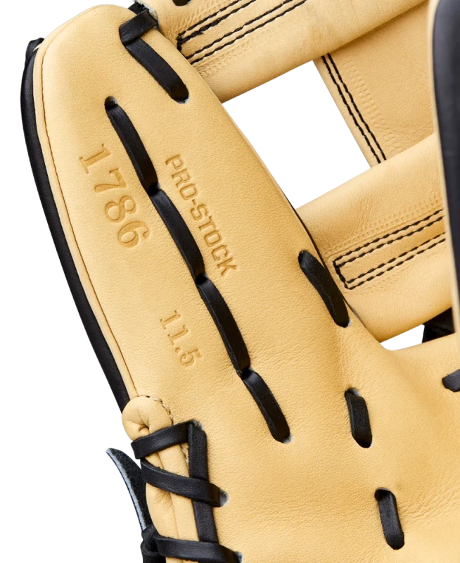WBW104108115 Wilson A2000 1786 11.5 inch Black/Blonde Infield Baseball Glove (Classics Series)