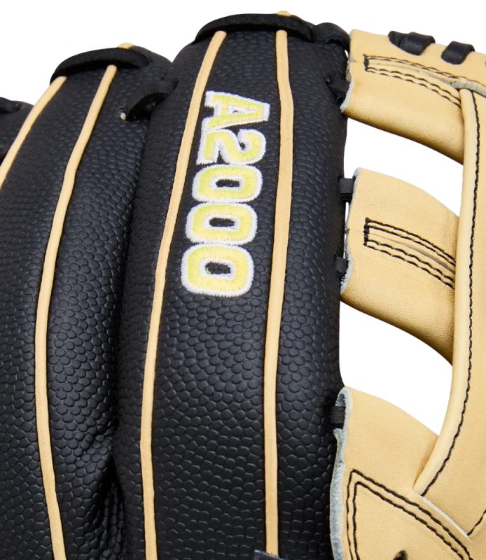 WBW10411612 Wilson A2000 DW5 12 inch Black/Blonde Utility Baseball Glove(Classics Series)
