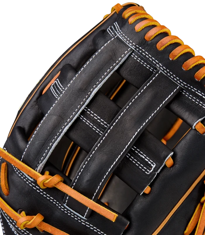 WBW104121125 Wilson A2000 1750 12.5 inch Black Outfield Baseball Glove (Classics Series)