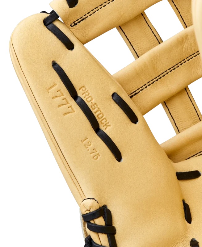 WBW1041231275 Wilson A2000 1777 12.75 inch Blonde Black Outfield Baseball Glove (Classics Series)