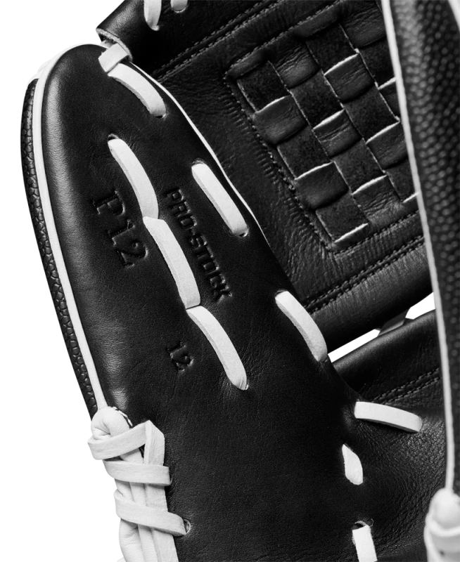 WBW10267512 Wilson A2000 P12 12 inch Fastpitch Pitcher Softball Glove