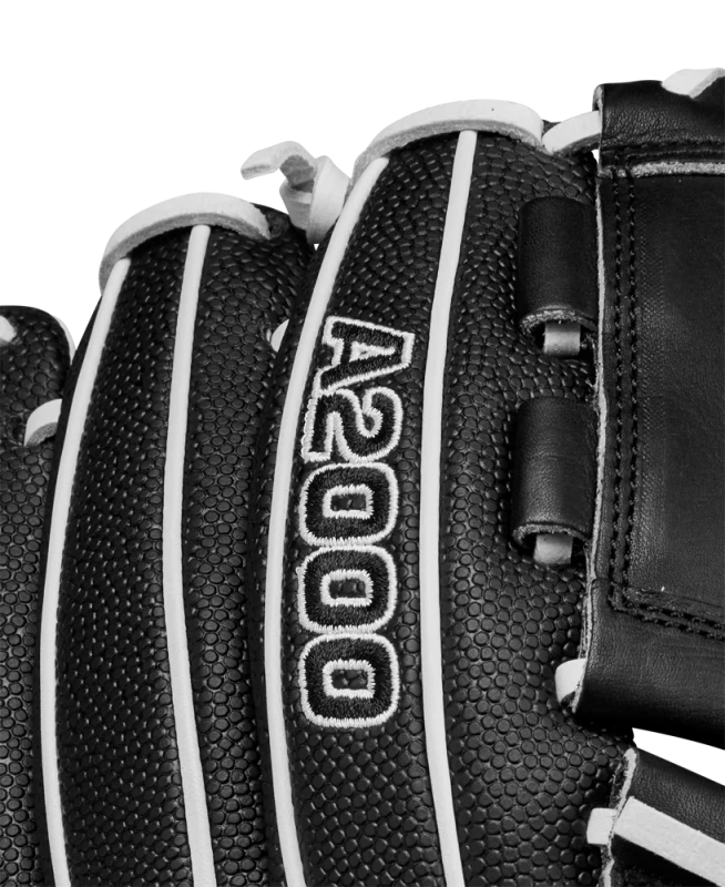 WBW10267512 Wilson A2000 P12 12 inch Fastpitch Pitcher Softball Glove