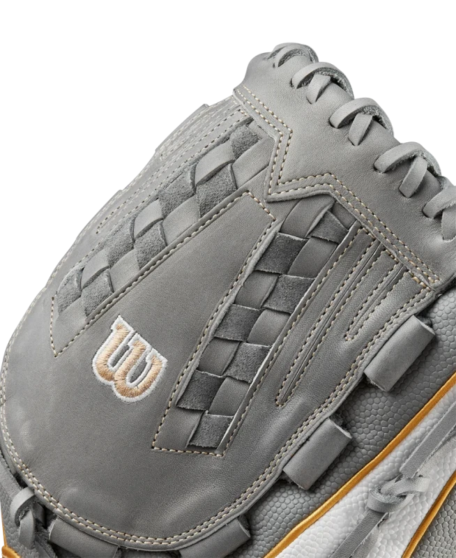 WBW102677125 Wilson A2000 V125SS 12.5 inch Fastpitch Utility Softball Glove