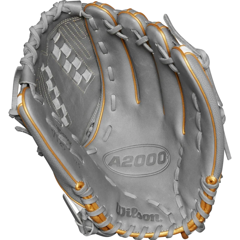 WBW102677125 Wilson A2000 V125SS 12.5 inch Fastpitch Utility Softball Glove
