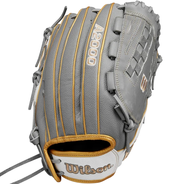 WBW102677125 Wilson A2000 V125SS 12.5 inch Fastpitch Utility Softball Glove