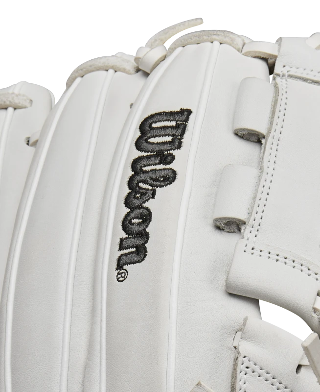 A1000® P12 Pitcher’s Fastpitch Softball Glove