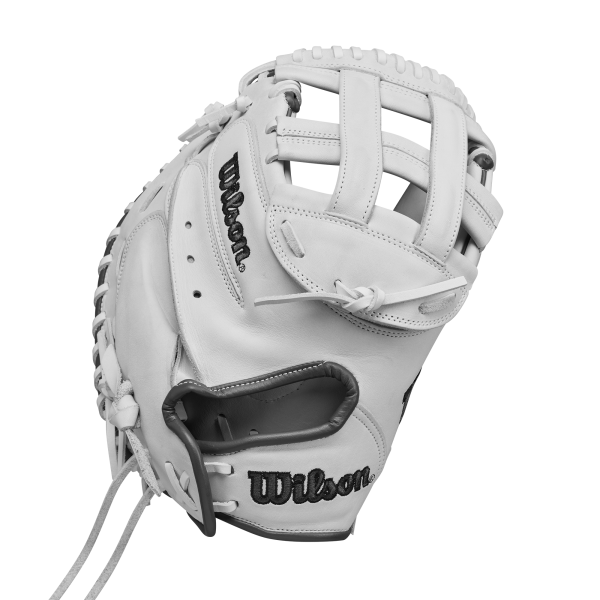 WBW102600_0_A1000_Fastpitch_CM33_C_33_White.png