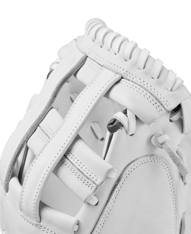 A1000® CM33 33” Fastpitch Softball Catcher’s Mitt