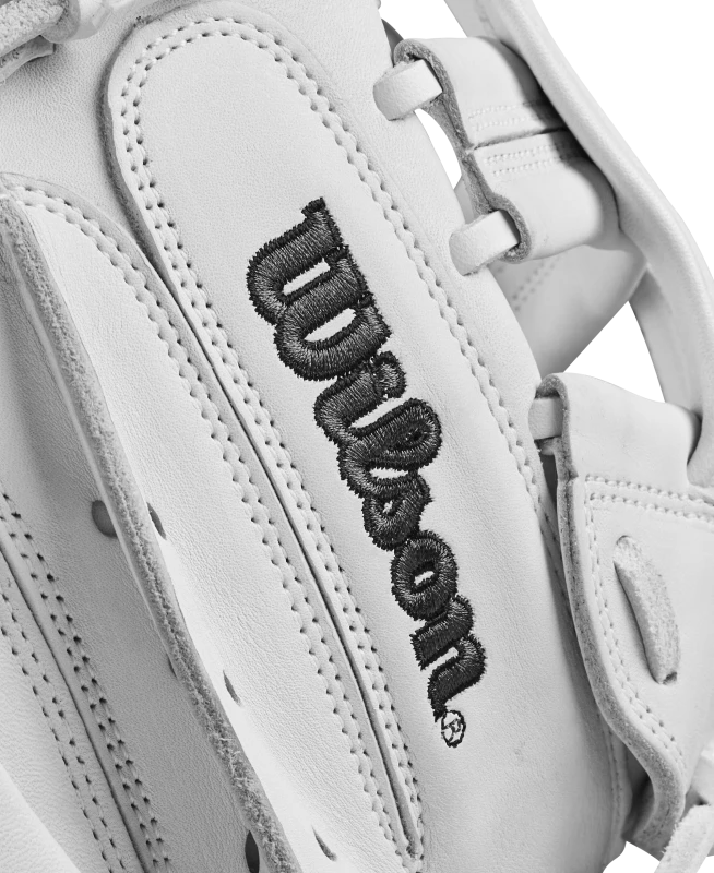 A1000® CM33 33” Fastpitch Softball Catcher’s Mitt